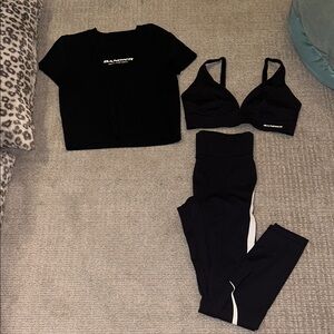 Black Short Sleeve Tee